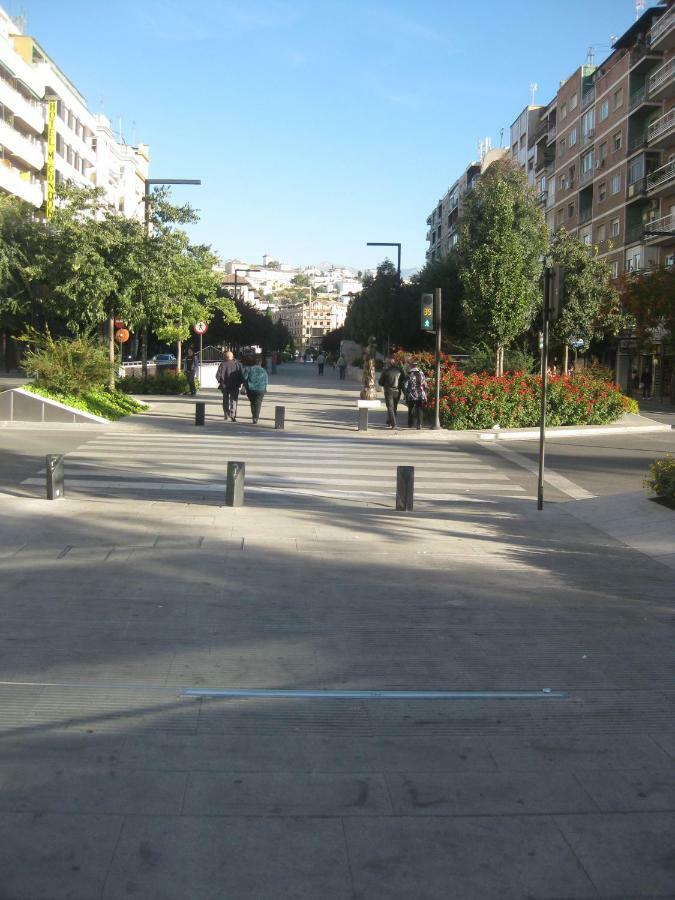 Constitucion Suite Confort D Granada Exterior foto